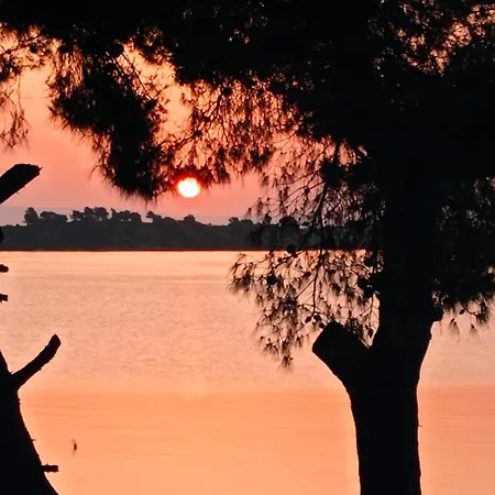 Diapori ヴィラ ブアブロウ